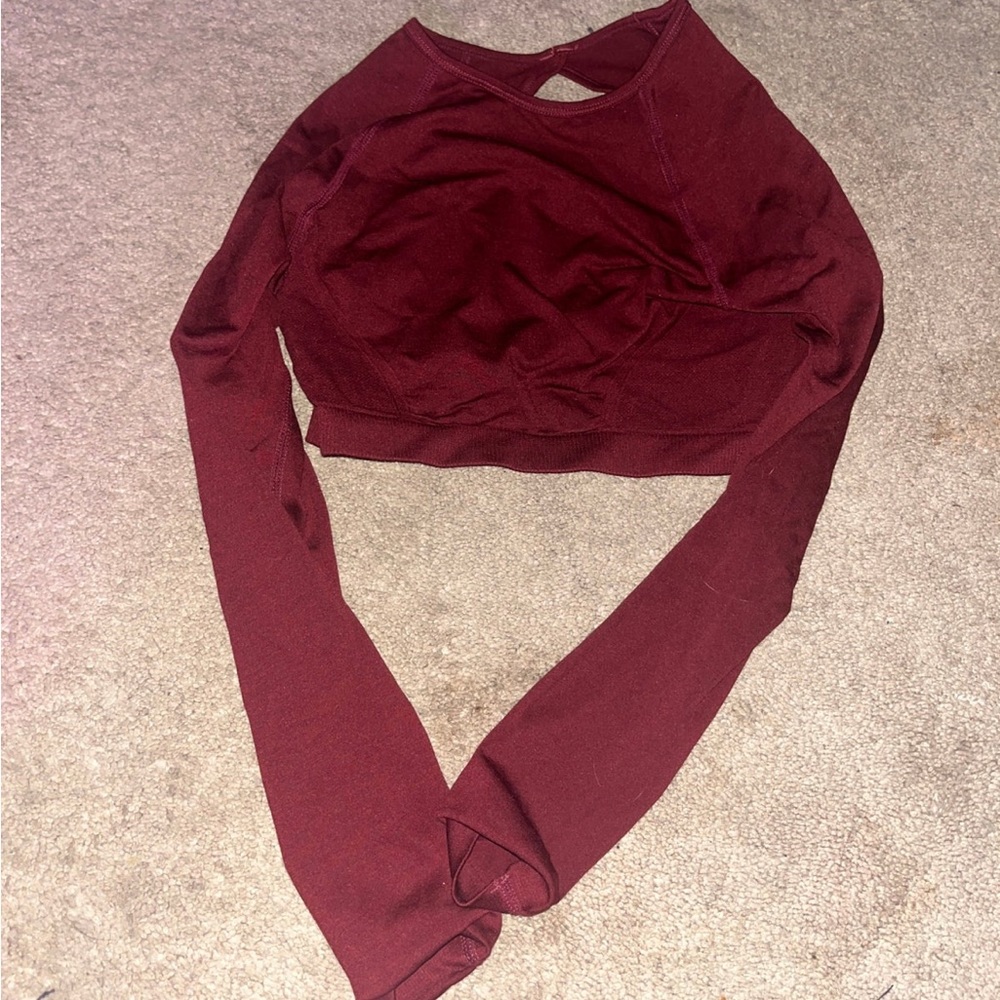 Long sleeve gym shirt